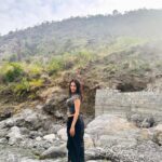 Shehnaaz Kaur Gill Instagram - mazze main raho 🏔️