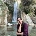 Shehnaaz Kaur Gill Instagram - nature love 🏔️