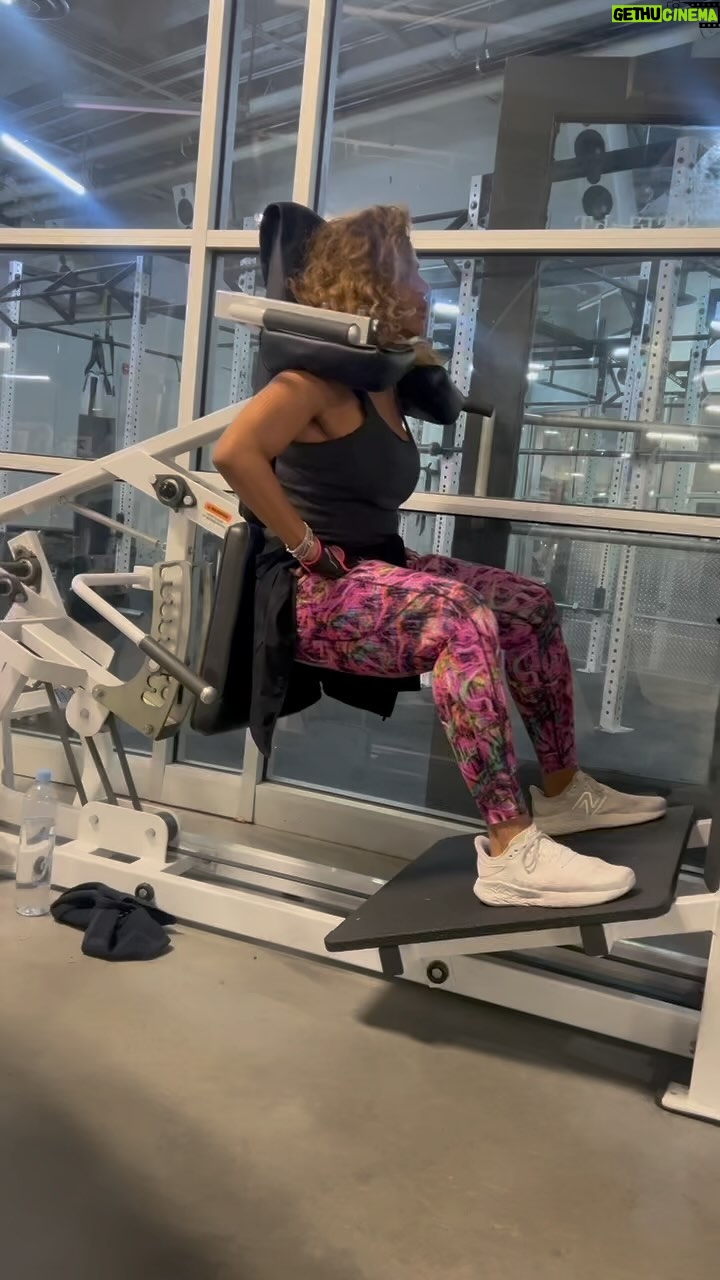 Shereé Whitfield - 5.5K Likes - SHE stays READY, so SHE doesn’t have to get READY 😉 #SquatsNotShots #WhoGonCheckMeBoo #SheByShereè #BravoCon #fitness #womenhealth #health #excercise
