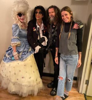 Sheri Moon Zombie Instagram - We love this dynamic duo🖤🖤 #zombieslovecooper #alicecooper #sherylcooper #robzombie #sherimoonzombie 🧟‍♀️🧟‍♂️ #freaksonparadetour2023