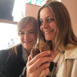 Sheri Moon Zombie Instagram - My favorite #coffeecrunch donut from @erinmckennasbakery on Larchmont AND #erinmckenna was actually there 🍩👍🏼🌟#vegandonuts #plantbaseddonuts 🌎
