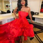 Sheryl Lee Ralph Instagram – Michael @michaelfeinsteinsings, darling, last night was fabulous! I thought I was there to sing, but from the applause, it seems my red dress was the star of the show. Thank you for having me! ❤️❤️❤️

Styled by @ivycoco23
Dress by @monsooriofficial 
Hair by @sharifposton 
Makeup by @marquiswardbeauty