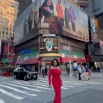 Sheryl Lee Ralph Instagram – It’s Abbott Elementary Day!!! How perfect that the school bus just passed me right as I was taking this photo. Go figure! 🏫 🚌. @abbottelemabc
