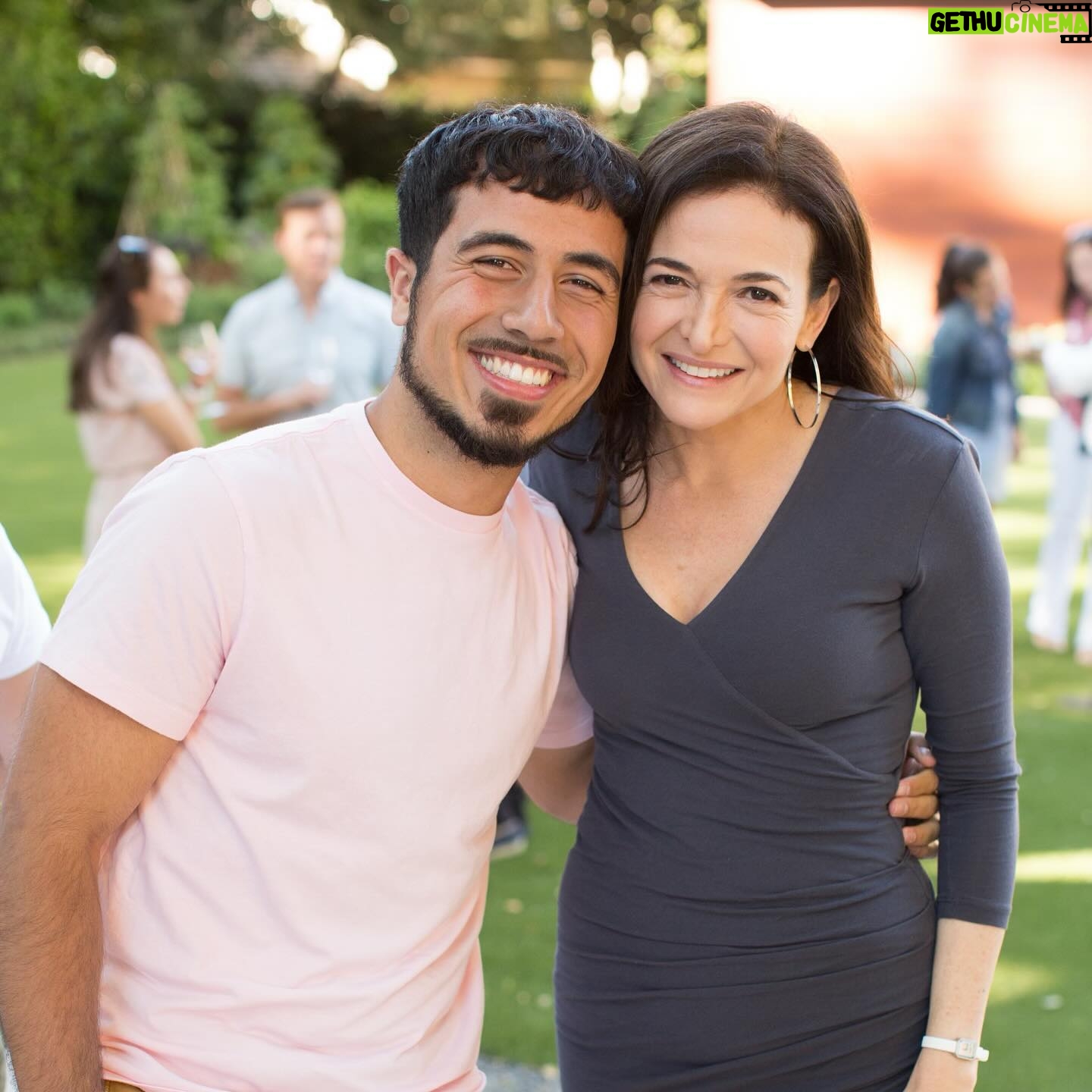 Sheryl Sandberg Instagram - Ten years ago when I was writing @optionb, I looked for people who have shown true resilience. That’s when I met Kayvon Asemani (@kayvonmusic) who lost both his parents when his father murdered his mother when he was just 9 years old. Kayvon went from being a story in my book to a member of my family and someone I learn from every day. Years later, Kayvon took to the stage to express himself with his music. Last night, he played in San Francisco as part of his first-ever world tour. Kayvon, I love you and I’m so proud.