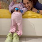 Shikha Singh Instagram – How do u maintain your sanity ???? 

DOING THINGS LIKE THIS 🤣🤣🤣🤣

#us #babiesofinstagram #babygirl #baby #girl #mom #mommy #mother #motherdaughter #fun #funny #reel #reels #reelitfeelit #reelkarofeelkaro #trending #trendingreels #insta #instagood #instagram #instadaily #love #live #laugh #parentingtips #takeiteasy #life #grateful #blessed #makingmemories