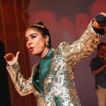 Shilpa Rao Instagram - JAIPUR you were on FIRRRREEEE last night 🔥🔥🔥. Much love to you ❤️. The #JaigarhFort was an absolute amaze location 🤩. @buttonchutney @chandanraina @sharmasajal @johnston_dsouza @rohitprasannaflute @soothermusic @mahavir9663 @girish.dias @collectiveartistsdiaries @shotbyviper @ramanujdeka thank you for everything 🤗🤗🤗. Outfit by @themudy.official Photos by @shotbyviper HMU by @makeupartistnamrata #shilparao #shilparaolive