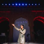 Shilpa Rao Instagram - JAIPUR you were on FIRRRREEEE last night 🔥🔥🔥. Much love to you ❤️. The #JaigarhFort was an absolute amaze location 🤩. @buttonchutney @chandanraina @sharmasajal @johnston_dsouza @rohitprasannaflute @soothermusic @mahavir9663 @girish.dias @collectiveartistsdiaries @shotbyviper @ramanujdeka thank you for everything 🤗🤗🤗. Outfit by @themudy.official Photos by @shotbyviper HMU by @makeupartistnamrata #shilparao #shilparaolive