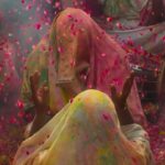 Shilpa Rao Instagram – Aaj Holika Dahan hai … let’s burn our anger, ego and insecurities. Let’s spread all the colors of love ❤️.

#shilparao #holi