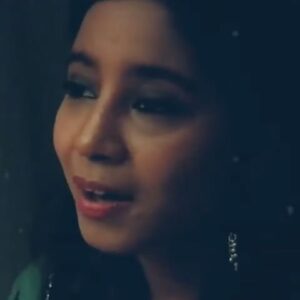 Shilpa Rao Instagram - This ghazal is a beauty. I would say a mark of human achievement. Faiz Sahab will always be a visionary.
It seems this ghazal is about love, love lost and nature. But actually it’s a calling. A calling for people to empower themselves. To give people back their power. 
Hear it again, with that in mind. 
I don’t have to say this last thing, it’s a given, big salute to Mehdi Hassan Sahab ❤️.

#shilparao #ghazal