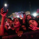 Shilpa Rao Instagram – Bhopal you were pure love last night ❤️❤️❤️.
See you soon 🤗.
Next stop … #Bengaluru ✌️.

@buttonchutney @chandanraina @sharmasajal @johnston_dsouza @rohitprasannaflute  @anil.chawla.keys @soothermusic @sarthak.pahwa @girish.dias @collectiveartistsdiaries @shotbyviper thank you for everything 🤗🤗🤗. 

Jewellery by @nashiraindia 
Photos by @shotbyviper 
HMU by @makeupartistnamrata 

#shilparao #shilparaolive
