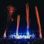 Shilpa Rao Instagram – #KOLKATA you guys sang like a dream … thank you for the love ❤️❤️❤️.

@buttonchutney @chandanraina @sharmasajal @johnston_dsouza @rohitprasannaflute  @anil.chawla.keys @soothermusic @sarthak.pahwa @girish.dias @collectiveartistsdiaries @piyushabhaysingh @ramanujdeka @hyperloop_sfx thank you for everything 🤗🤗🤗. 

Wearing @thesaikostudio 
Photos by @pixelsbypiyush 
HMU by @makeupartistnamrata

#shilparao #shilparaolive