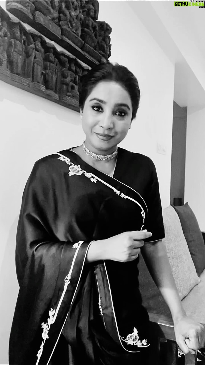 Shilpa Rao - 107.7K Likes - Thinking of this soothing ghazal by Begum Akhtar Ji and Sudarshan Faqir Ji ❤️.
This is the perfect combo for a nice summer night listening session.
Do go and hear the OG’s rendition, you will fall in love ❤️.
Wearing @raw_mango
Jewellery by @yuvaanjewels
HMU any @mainak.mk_up
#shilparao #ghazal #begumakhtar