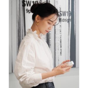 Shin Hyun-been Instagram - #SW19fragrance #journeytothemoments #SW19GAROSUGIL
