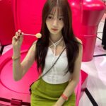 Shin Ji-yeon Instagram - @chanel.beauty.korea ❤️ #CodesCouleur #샤넬코드컬러 #샤넬코드컬러팝업 #샤넬메이크업 #샤넬뷰티