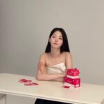 Shin Ji-yeon Instagram - @nuon.official 💗🦄