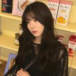 Shin Ji-yeon Instagram - yellow is my new favourite color🌼!