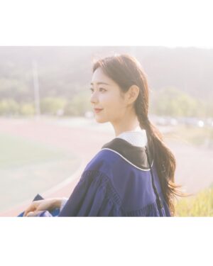 Shin Seul-ki Instagram - ☺️🎓