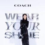 Shin Seul-ki Instagram - 🌟⭐️✨ #ad @coach #CoachNY #CoachKorea #WearYourShine #CourageToBeReal