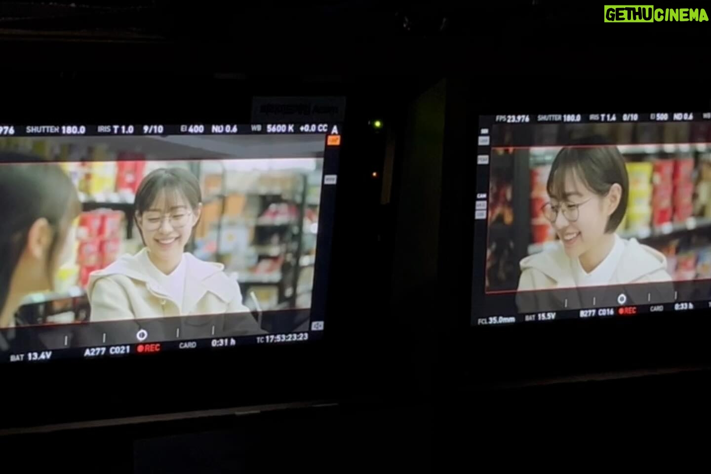 Shin Seul-ki - 298.3K Likes - 지금부터 마지막 피라미드게임을 시작할게.🔺