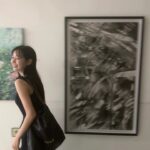 Shin Seul-ki Instagram - 👣🖤