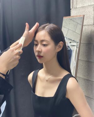 Shin Seul-ki Instagram - #ELLEBRILLIANT 🎀