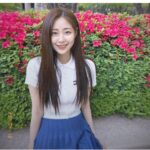 Shin Seul-ki Instagram - @tommyjeans 👟👖 ❤️ #광고 #tommyjeans #버지니아캔버스로우