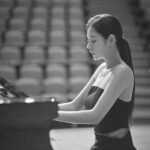 Shin Seul-ki Instagram - 🎹🖤🤍🖤🤍