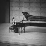 Shin Seul-ki Instagram - 🎹🖤🤍🖤🤍