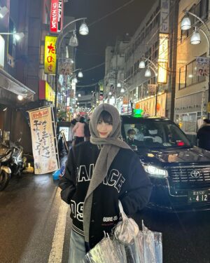 Shin Su-hyun Instagram - 감성이요 낭만이요 가을이오