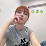 Shin Su-hyun Instagram - 😎🍊🧡🐱