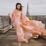 Shirine Boutella Instagram – Cendrillon du 18eme 👑

Photographe @fannycortade
styliste @caulifinger
hair @jimmy_glt
MUA @klairemua 

Merci au @fsgeorgevparis pour cette suite incroyable