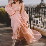 Shirine Boutella Instagram – Cendrillon du 18eme 👑

Photographe @fannycortade
styliste @caulifinger
hair @jimmy_glt
MUA @klairemua 

Merci au @fsgeorgevparis pour cette suite incroyable