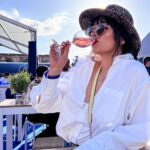 Shirine Boutella Instagram - Sun, great people, free drinks and a champion’s league finale. What else !? Thanks again @expediauk