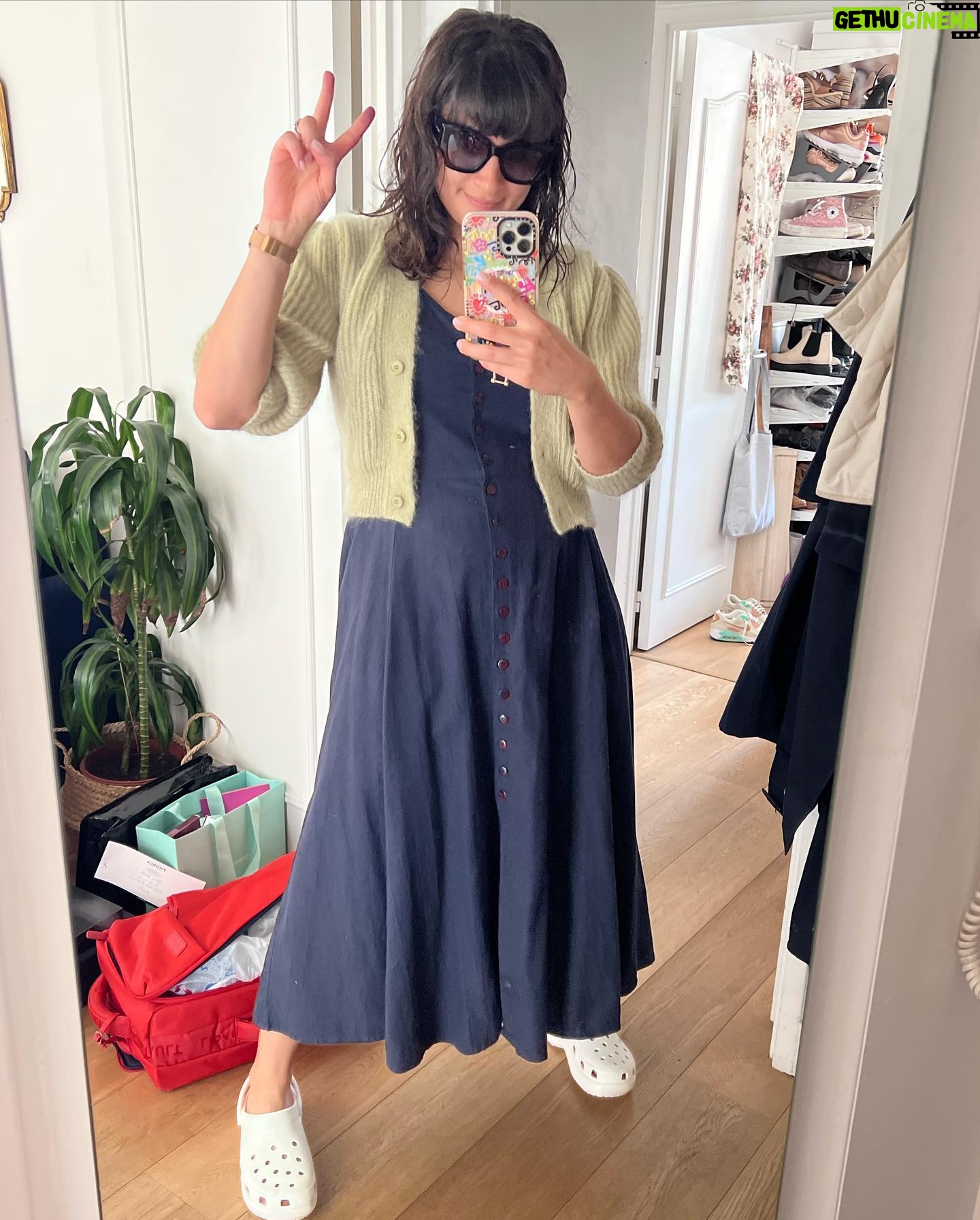 Shirine Boutella Instagram - Unposted ♥️ 1- on my way to Dua Lipa’s concert 2- The concert - merci @all et @clarissecastan 3- cupcakes I made for @nadegeloiseau 4- Sunday look for family lunch 5- Marvel’s collector pic 6- beautiful Lisboa - bom dia 7- créons l’étincelle et transcendons nos âmes chez @dynamocycling 8- my one and only 9- me qui tire la troche on dirait alors que non in Lisboa 10- my superwomen at the #BatmanAutopsie premiere w/ @spotifyfrance