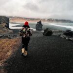 Shirine Boutella Instagram – Ce jour là j’ai trouvé le moyen de faire la gueule en Islande. En même temps c’était jour 5 et y avait plus de liquide vaisselle.

Avouez que j’ai la plus belle des doudoune ! Merci @canadagoose 🌺 

#Iceland #BlackSandBeach #RoadTrip