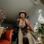 Shirine Boutella Instagram – En vrai je porte pas de bob à la maison.