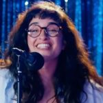 Shirine Boutella Instagram – Sirènes c’est sur Amazon Prime c’est maintenant et ça chante !