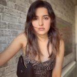 Shirley Setia Instagram - Aaj mann kiya, so got dressed & now chilling at home 😅 💁🏻‍♀️🧚🏻‍♀️ Aapka kya plan hai aaj ka? ✨ #saturdayvibes