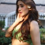 Shivangi Joshi Instagram – Peace, love, and positive vibes…♥️

#hellomay 🫶🏻

@kusmi.India 
@stylingbyvictor @sohail__mughal___