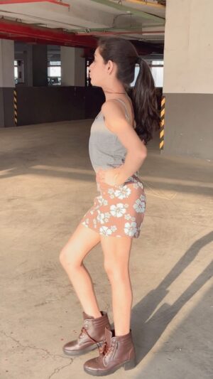 Shivika Rishi Instagram - 🍁🌻

#trendingnow #share #save #viralvideo #viral #dancereel #explore #explorepage #thehookup #reels