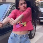 Shivika Rishi Instagram – Cool summer vibes…🍉🌞🌴

#summervibes #bumpa #dance #trendingnow #viralvideos #explorepage✨ #freestyledance #instagram @ifeelking @jasonderulo @piyush_bhagat @shaziasamji