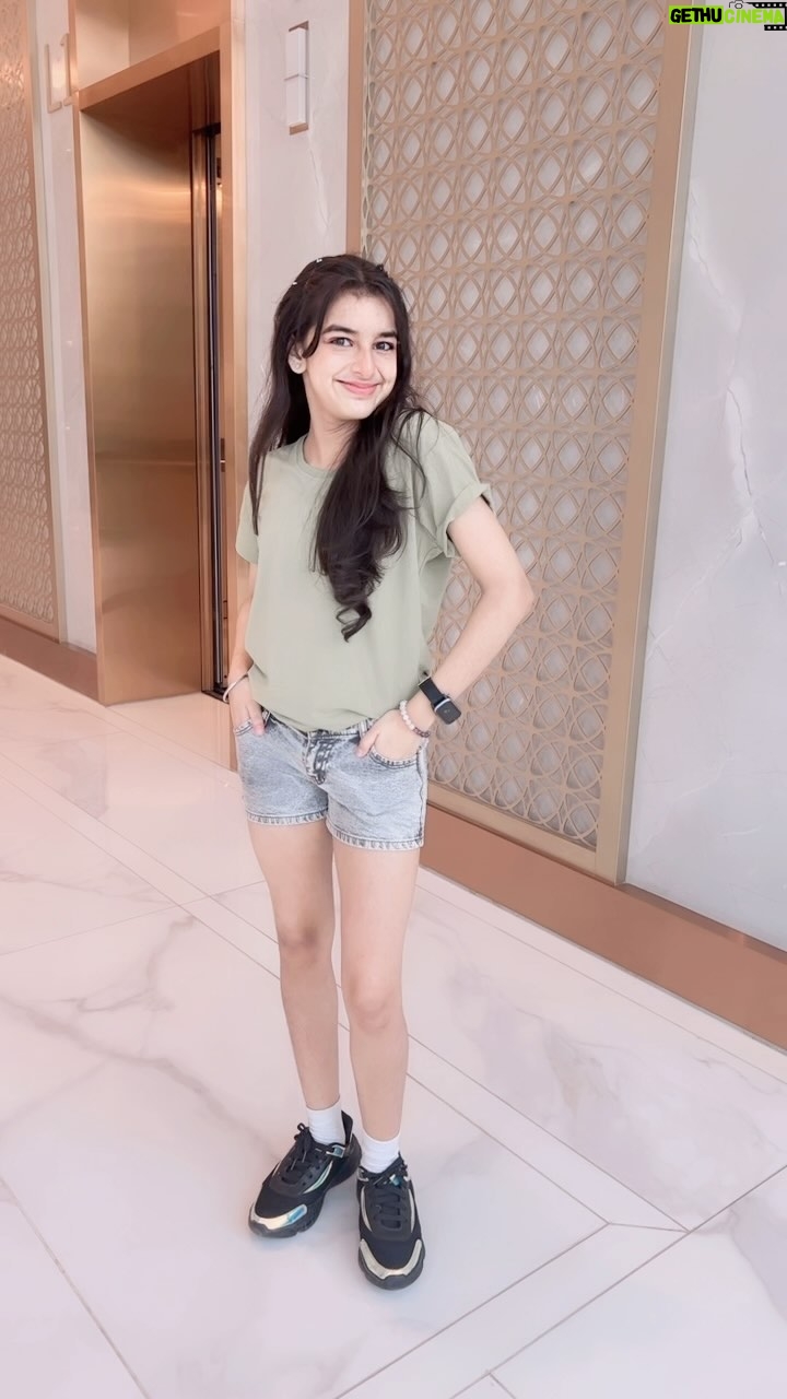 Shivika Rishi - 18.6K Likes - N’ y pense plus🐼🖤✨
#trendingreels #viral #dance #trend #reels #explore #dancechallenge #instagram