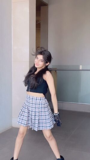 Shivika Rishi Instagram - Zaalim❤️‍🔥🩶

#zaalim #dancewithnora #trendingreels #dancers #exploremore #instagram #instalike #viral @tseries.official @norafatehi @badboyshah