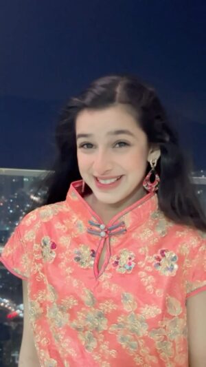 Shivika Rishi Instagram - Saanware✨🌷

#reels #viral #expression #love #viewsforviews #featured #saanware @memannara @aebyborntoshine #nashaboy