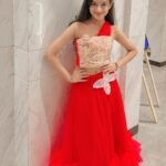 Shivika Rishi Instagram - Christmas comes early 🎅❄️⛄️♥️@fairfieldbymarriottmumbai …Had wonderful time with Santa✨ Outfit in collaboration with @fairiesnmermaids #instagram #xmas #explore #photooftheday #explorepage #saturday
