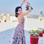 Shivika Rishi Instagram - Happy Holi everyoneee🌈🫧 #happyholi #love #smile #ethnic #festivewear #explore #viral #featured #influencer #instagram