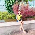 Shivika Rishi Instagram - ⛱️🍃🍂🔆🎈 #instagram #fashionblogger #airport #cute #explore #pose #newpost