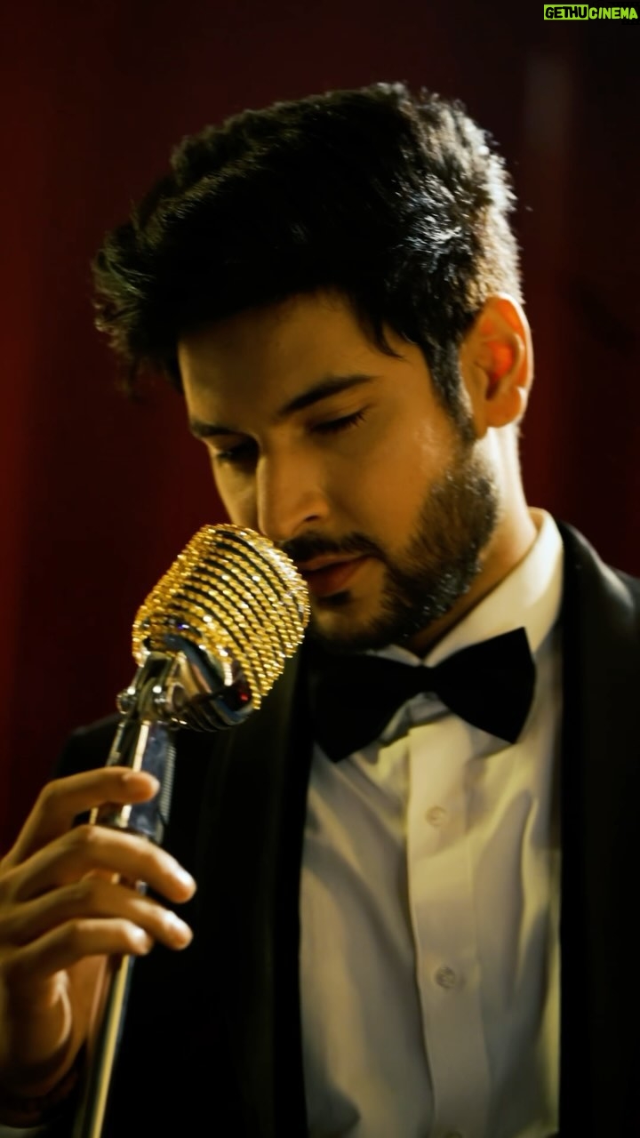 Shivin Narang Instagram - 🎙️ Unsaid Emotions . . #shivin #shivinnarang #myreel