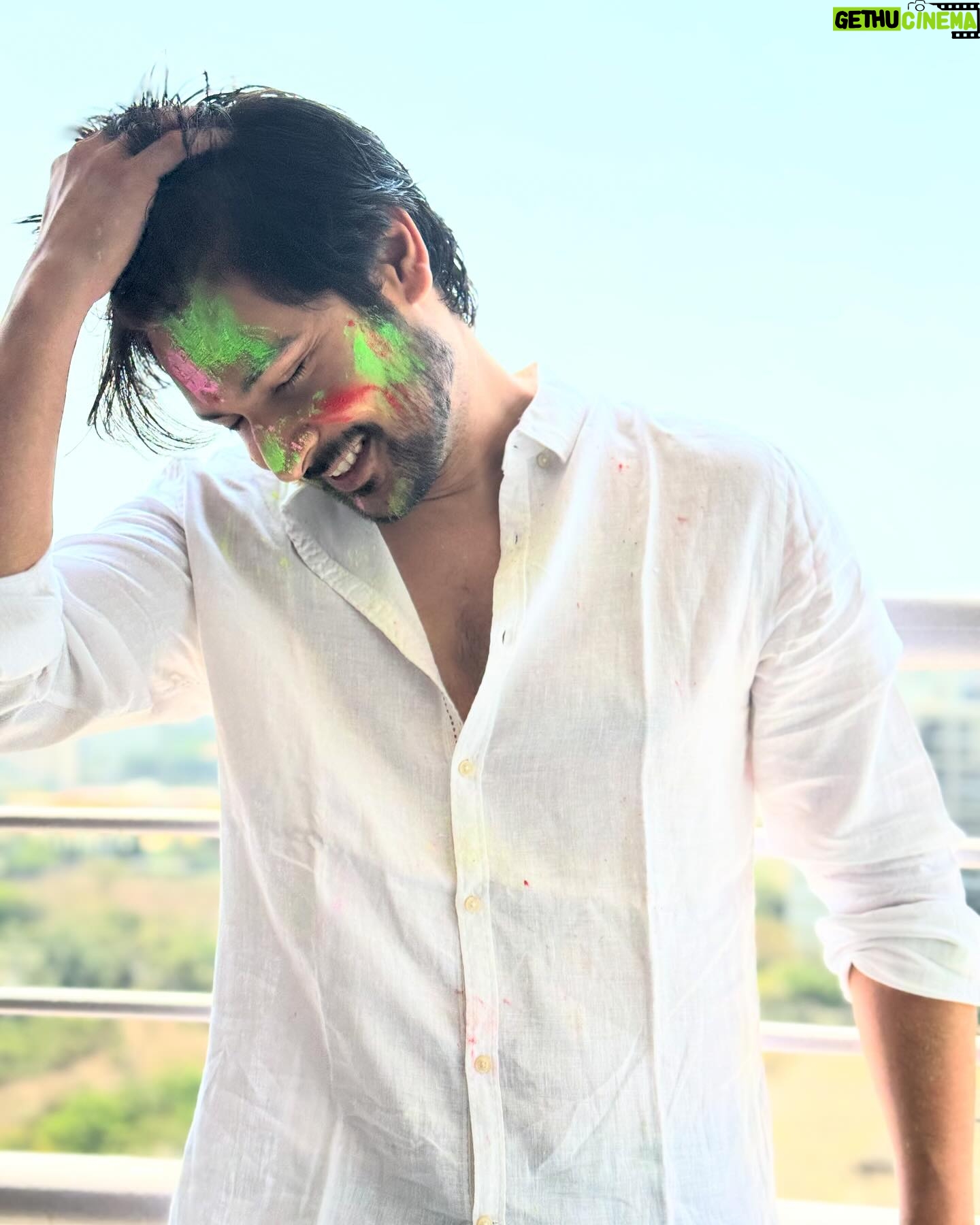 Shivin Narang Instagram - Happy Holi 🎨♥️ . . #shivin #shivinnarang #happyholi