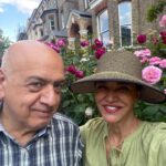 Shohreh Aghdashloo Instagram - Happy Birthday Shahram, my dear brother, the light of my eye. Wish you a year full of blessings and happiness. ❤️😘🌹🌹🌹🌹🎂 🥳 🎉 Time really flies fast… برادر عزیزم، شهرام جان، نور چشمانم. تولدت مبارک. سالی سرشار از سلامتی و شادی را برایت آرزو دارم. به امید دیدار روی ماه ات. ❤️😘🥰 زمان چقدر زود میگذره. انگار همین دیروز بود